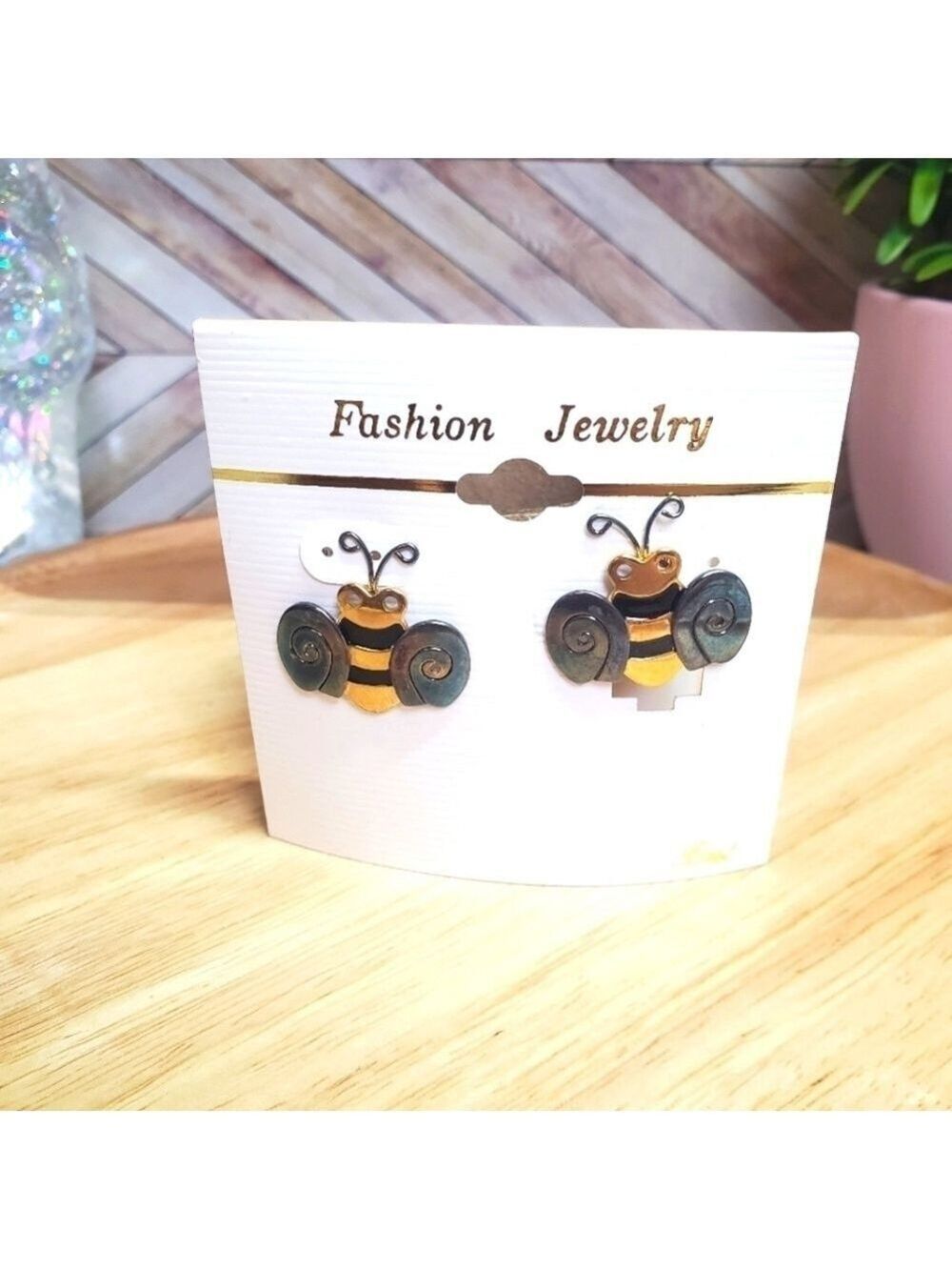Vintage Bumblebee Clip-on Earrings NEW ✨️
